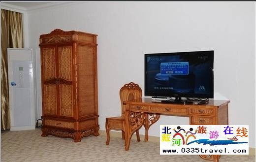 北戴河老虎石海景假日酒店