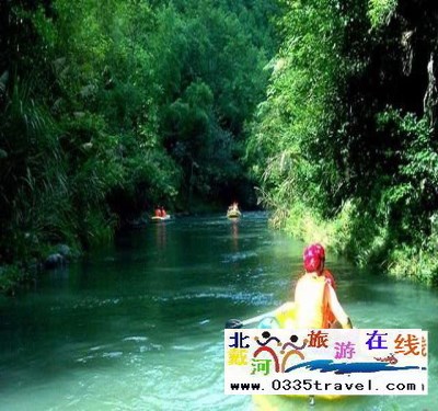 東戴河永安峽谷漂流