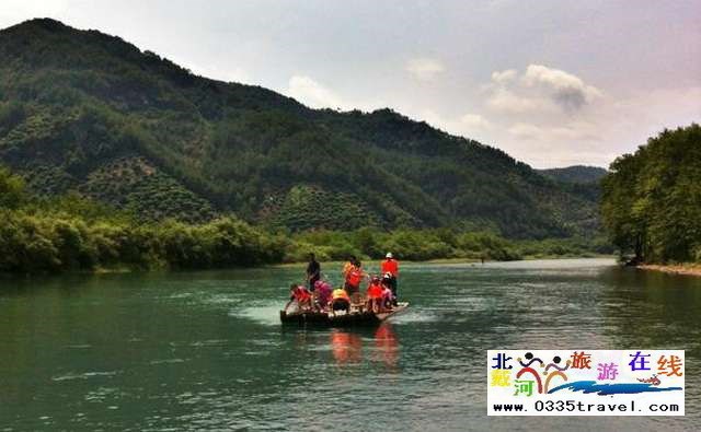 東戴河永安峽谷漂流