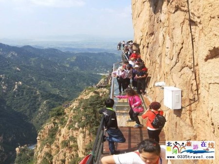 秦皇島龍云谷（俊山秀水）景區電話18633570222  15703350808