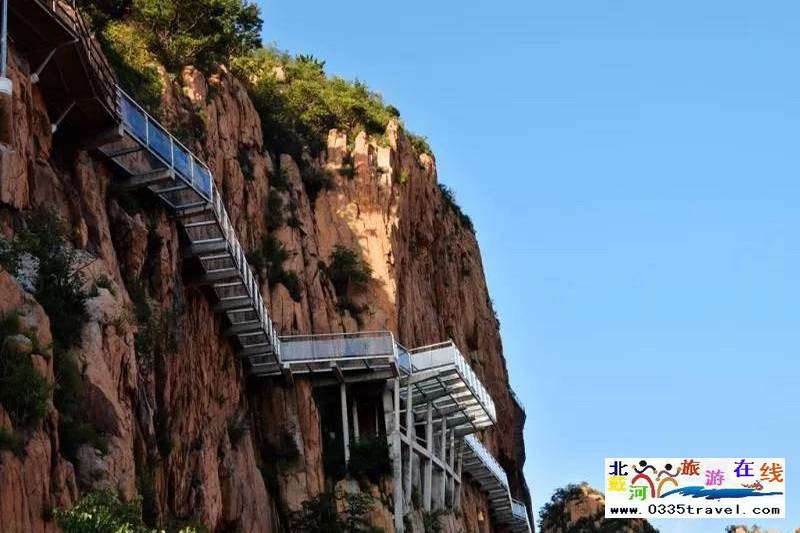 秦皇島龍云谷（俊山秀水）景區電話18633570222  15703350808