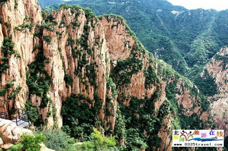 秦皇島龍云谷（俊山秀水）景區電話18633570222  15703350808