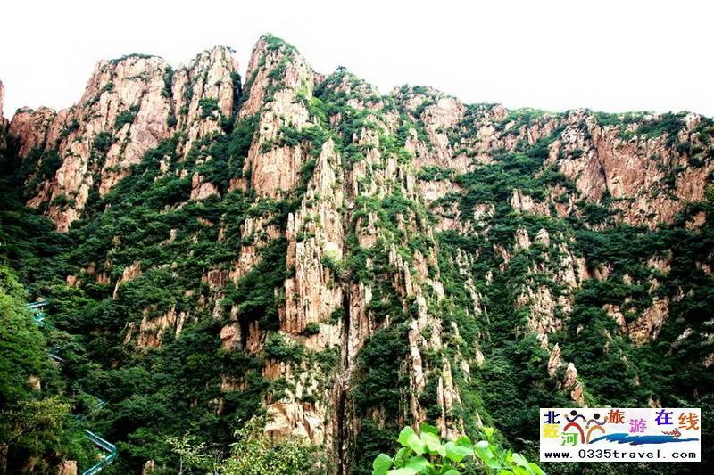 秦皇島龍云谷（俊山秀水）景區電話18633570222  15703350808