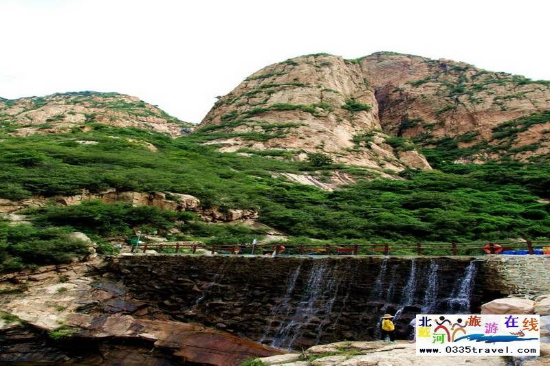 秦皇島龍云谷（俊山秀水）景區電話18633570222  15703350808