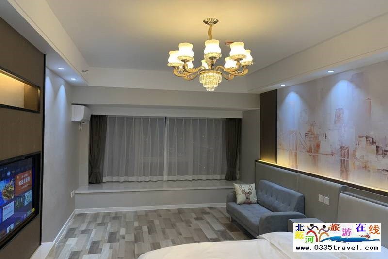 秦皇島茂業中心假日公寓電話18633570222