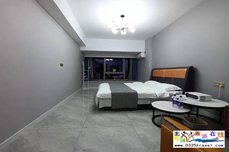 秦皇島茂業中心假日公寓電話18633570222