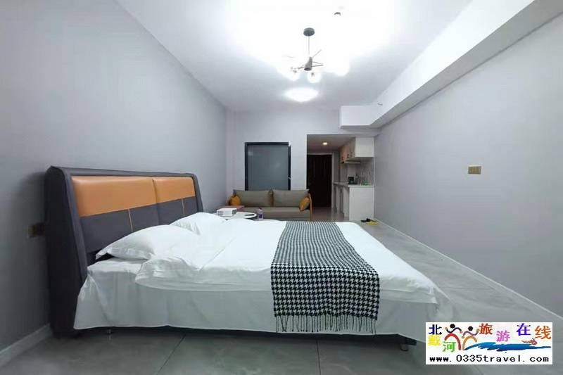 秦皇島茂業中心假日公寓電話18633570222