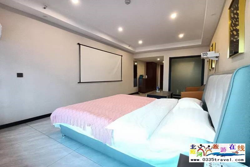 秦皇島茂業中心假日公寓電話18633570222