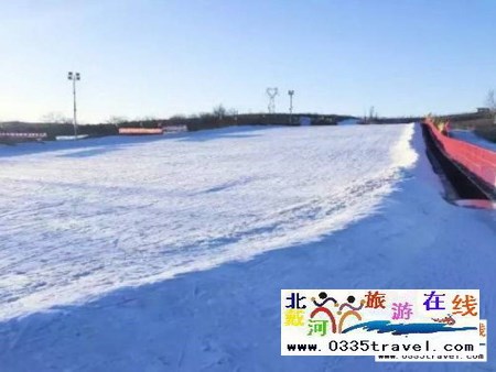 秦皇島山海關紫云山滑雪場