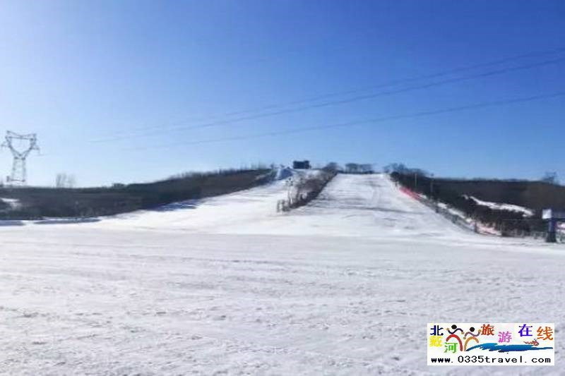 秦皇島山海關紫云山滑雪場