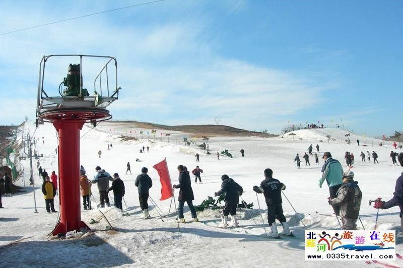 秦皇島山海關紫云山滑雪場