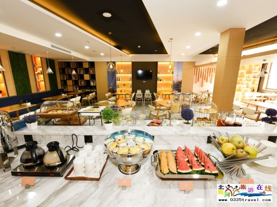 秦皇島山海關亞朵酒店電話18633570222