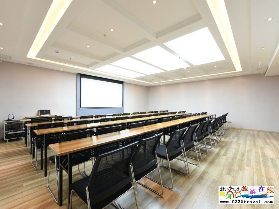 秦皇島山海關亞朵酒店電話18633570222