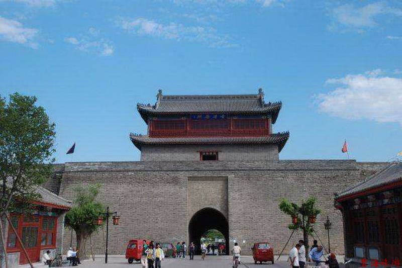 超值“山海關(guān)十年暢游卡”(包含天下第一關(guān)、老龍頭、角山、長壽山、孟姜女廟等九大景區(qū)) 超值“山海關(guān)十年暢游卡”(包含天下第一關(guān)、老龍頭、角山、長壽山、孟姜女廟等九大景區(qū))