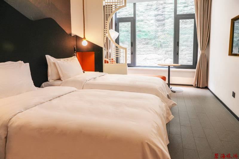 承德金山嶺長城大酒店咨詢預定電話18633570222 15703350808 承德金山嶺長城大酒店咨詢預定電話18633570222 15703350808