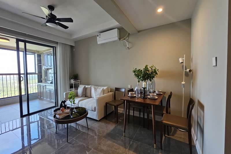 海南金月灣椰海小鎮(zhèn)短租、托管、旅居過冬及購房、民宿預(yù)訂電話18633570222 15703350808