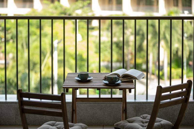 海南金月灣椰海小鎮(zhèn)短租、托管、旅居過冬及購房、民宿預(yù)訂電話18633570222 15703350808