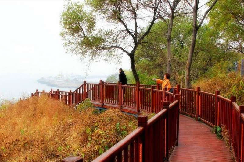 秦皇島北戴河草坪教堂高端婚禮現場推薦:秦皇島西港花園——海誓花園18633570222 秦皇島北戴河草坪教堂高端婚禮現場推薦:秦皇島西港花園——海誓花園18633570222