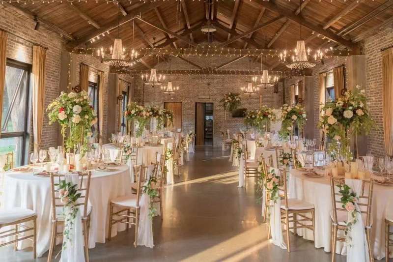 秦皇島北戴河草坪教堂高端婚禮現場推薦:秦皇島西港花園——海誓花園18633570222 秦皇島北戴河草坪教堂高端婚禮現場推薦:秦皇島西港花園——海誓花園18633570222