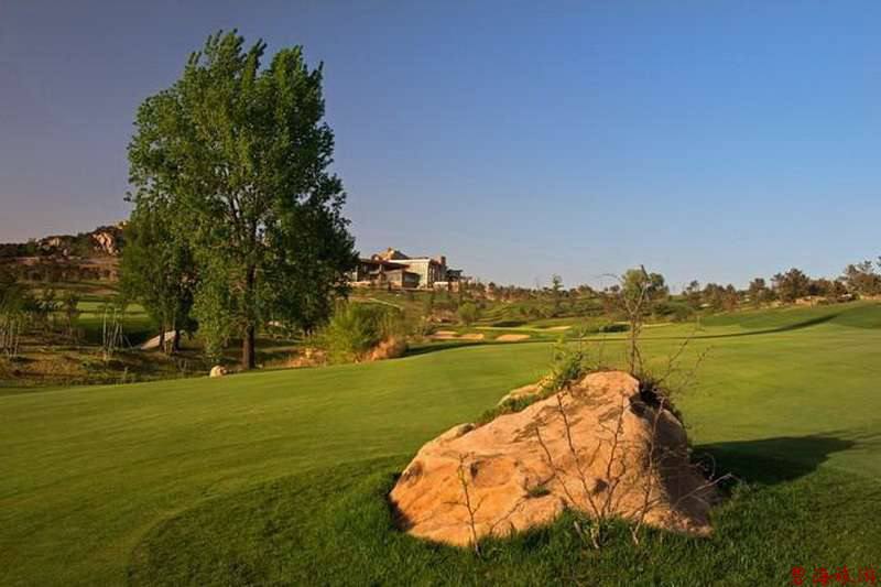 北戴河松石高爾夫/保利國際高爾夫/榮盛森林高爾夫俱樂部球場聯(lián)合優(yōu)惠預訂18633570222  15703350808